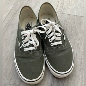 Vans Shoes / size 9 men’s / Olive Green